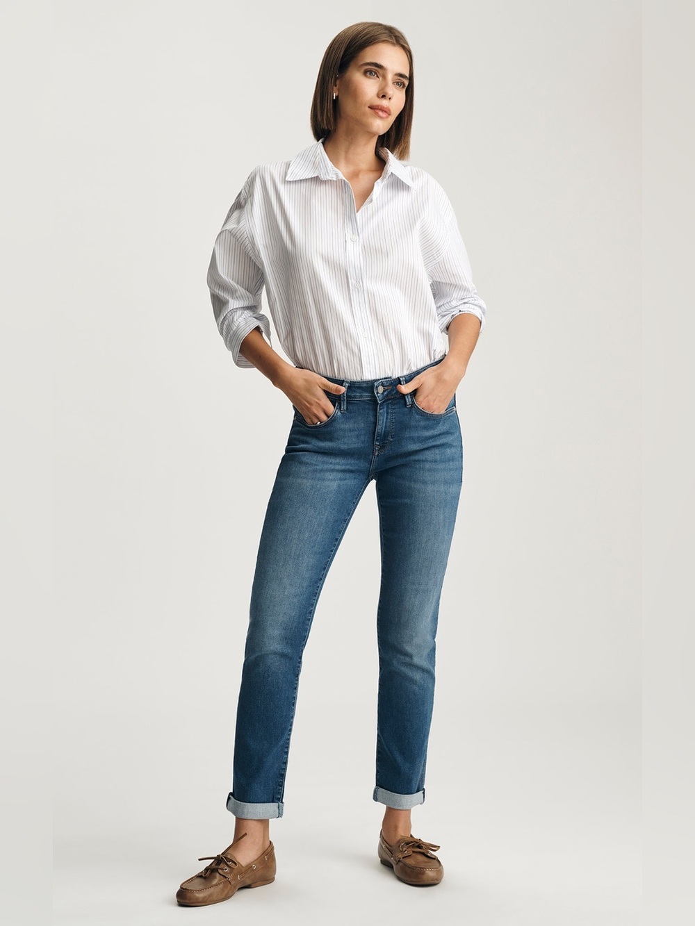 NWT MAVI Emma Slim Boyfriend Jeans
Mid Rise | Mid Supersoft